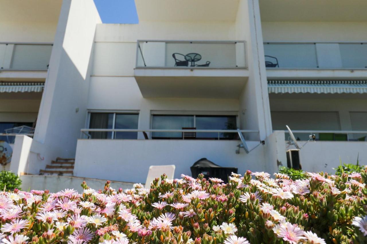 Lovelystay - Divine 3Bdr Duplex House W/ Pool & Garden Patroves ภายนอก รูปภาพ